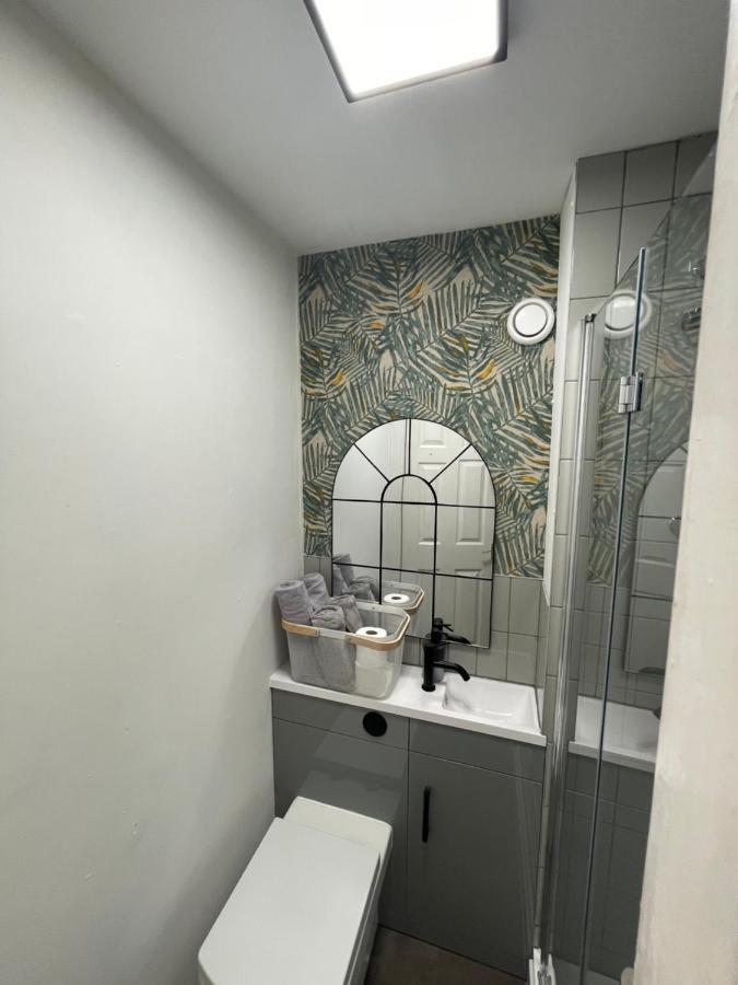 The Wee Studio Flat Пейзли Екстериор снимка