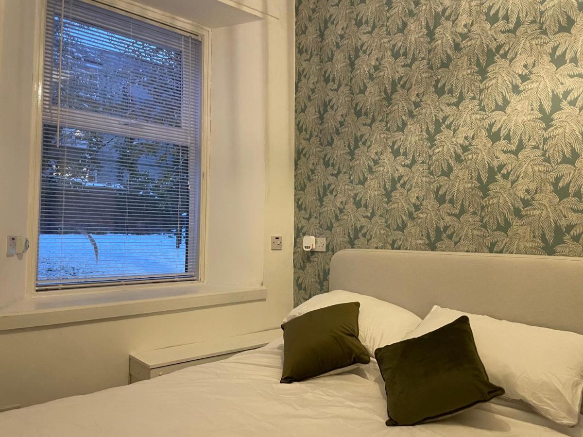 The Wee Studio Flat Пейзли Екстериор снимка
