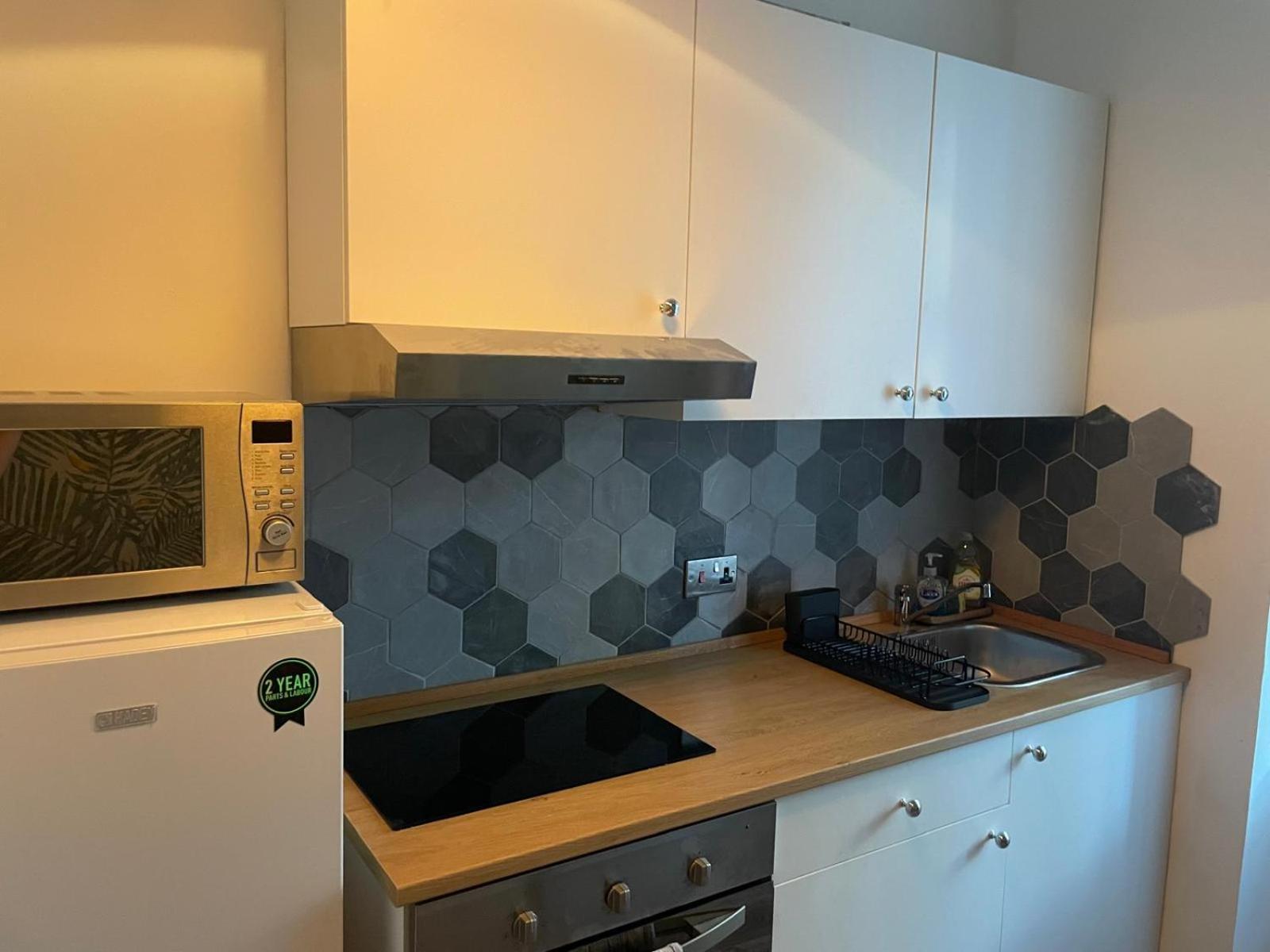 The Wee Studio Flat Пейзли Екстериор снимка
